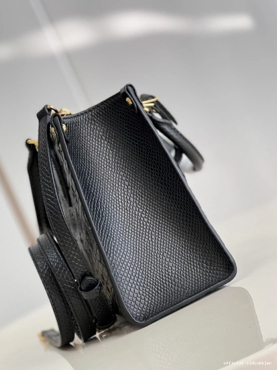 Official oldcobbler ONTHEGO LOUIS VUITTON PM 0823
